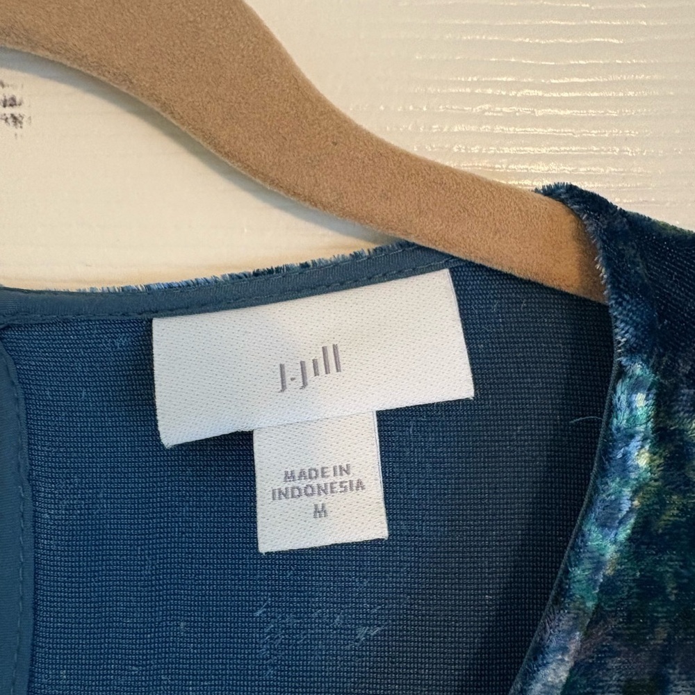 SALE J. Jill Peacock Blue Velvet Top | Printed Luxe Blouse | Women’s Medium - Picture 2 of 8
